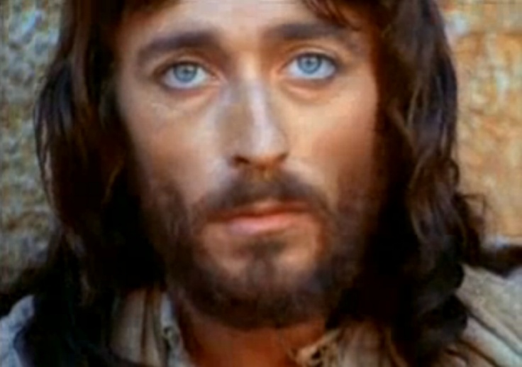 Maquillaje Robert Powell como Jesús de Nazaret