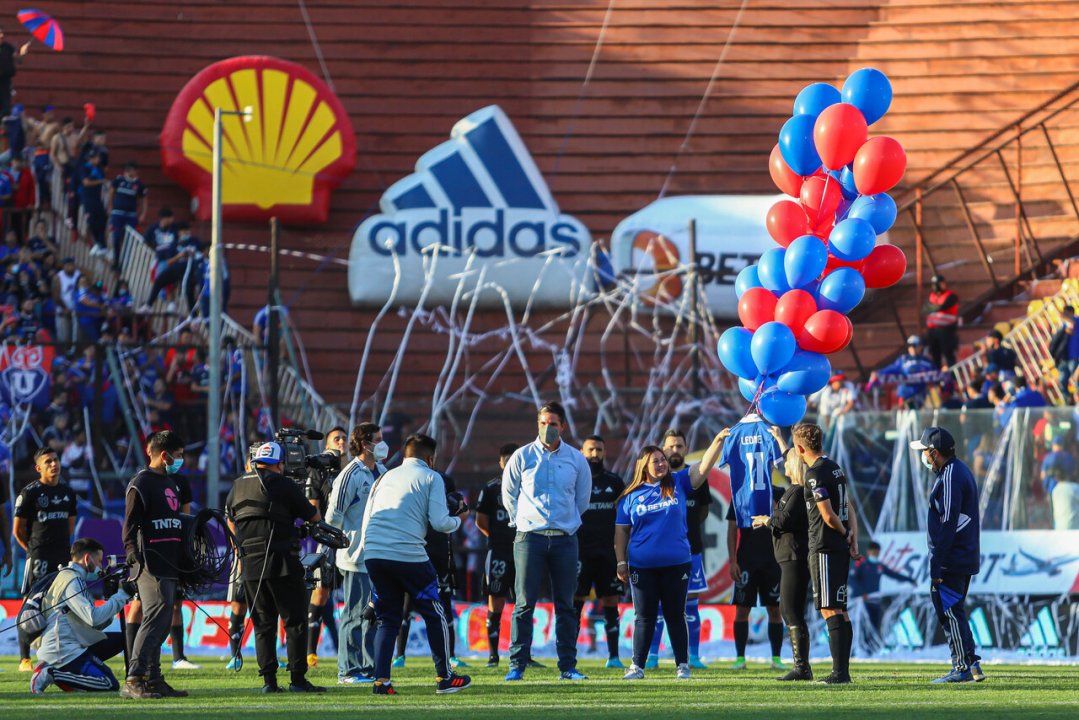 Los azules recordaron a su ídolo fallecido el pasado 2 de abril.