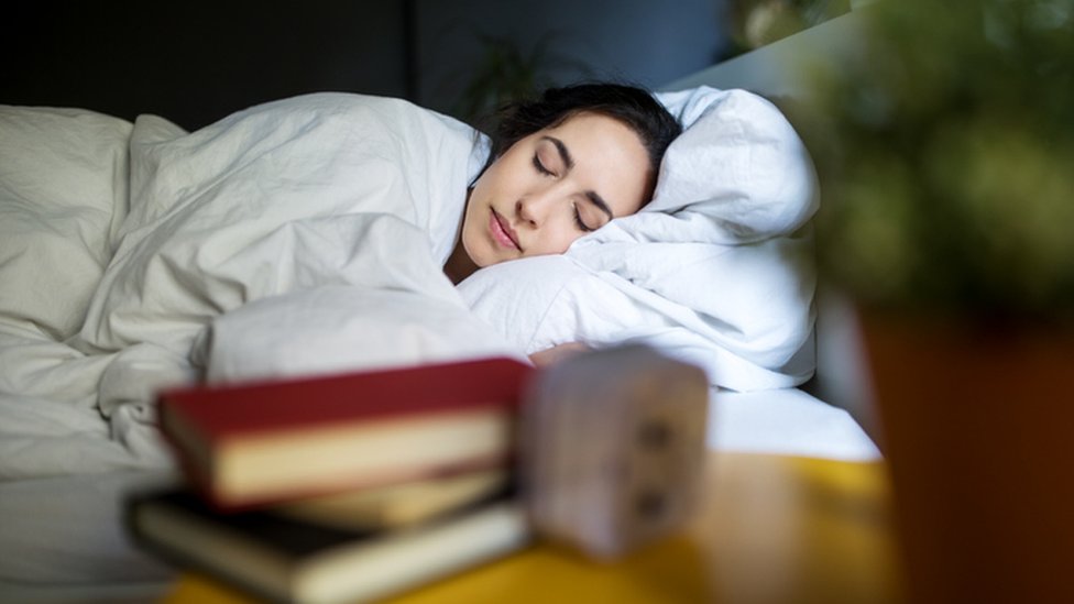 mujer durmiendo