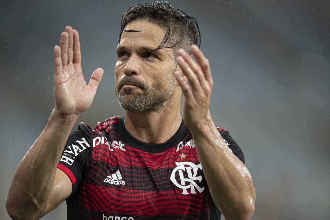 Diego Ribas es uno de los experimentados del plantel carioca. Con 37 años, es el capitán de Flamengo y tiene pasos por las ligas de Portugal, Italia, Alemania, España y Turquía.