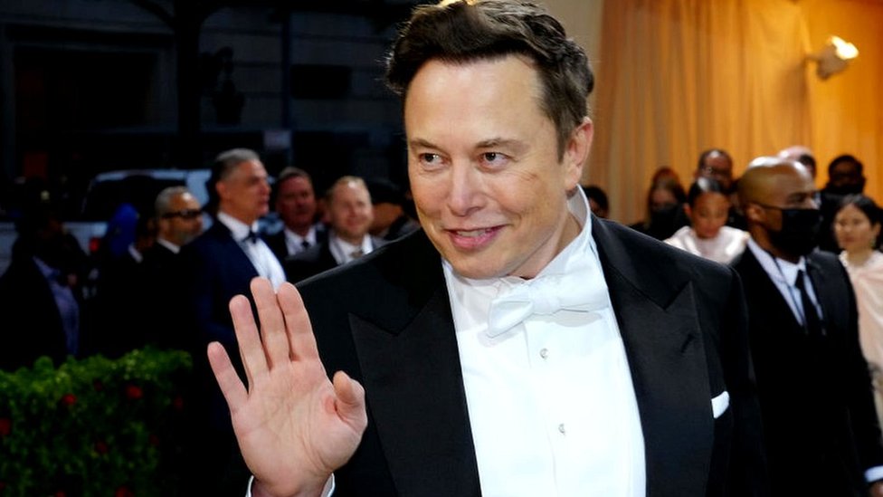 Elon Musk en la Met Gala de 2022