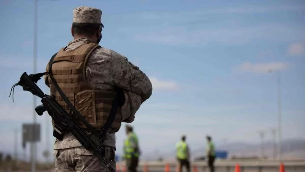 Militar patrullando en la macrozona norte