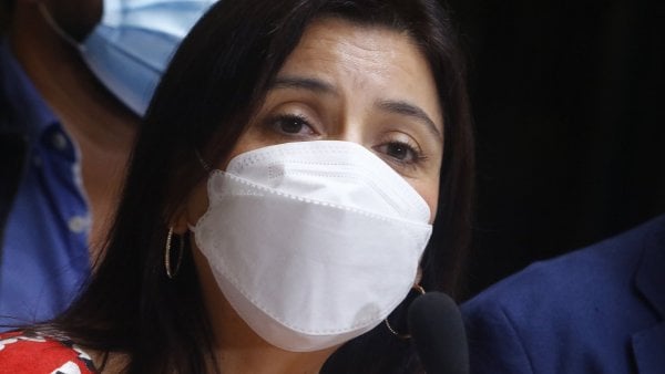 La diputada Astudillo (PS) custionó el trabajo hecho por el gobierno de Sebastián Piñera en materia de migración.