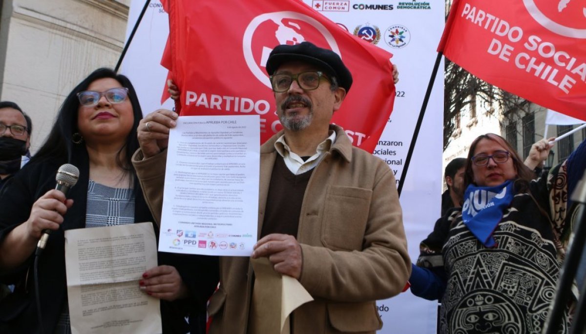 Partidos de centro izquierda suscriben acuerdo por campaña del Apruebo ...