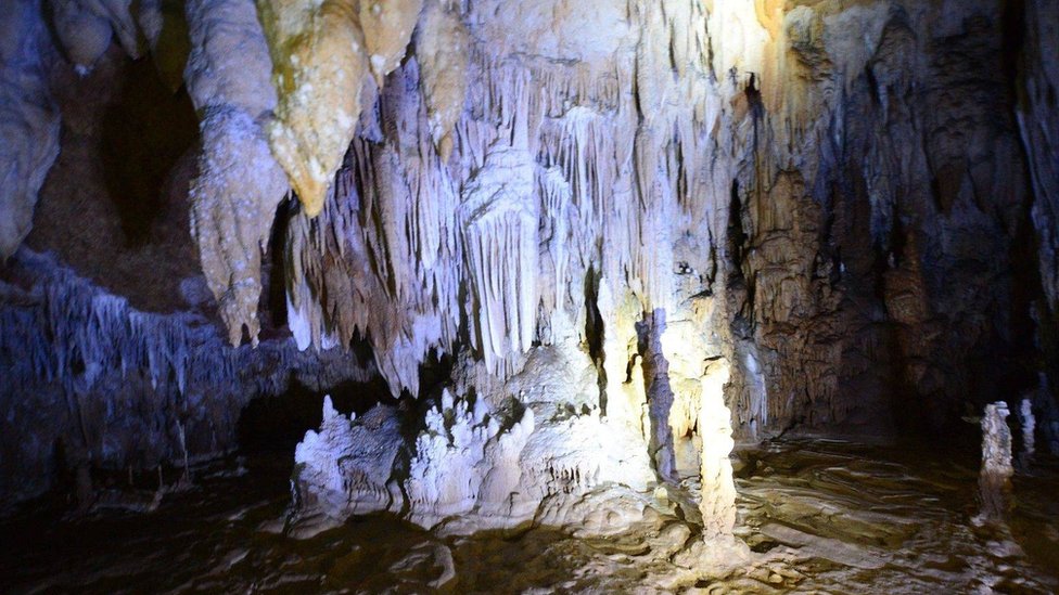 Cueva ATM