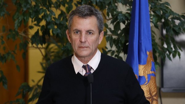 El diputado Gonzalo De la Carrera criticó al Servel, acusándolo de pretender 