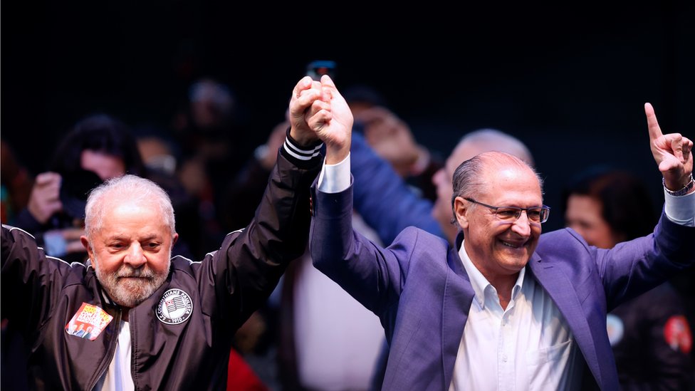 Lula y Alckmin durante a campaña presidencial.