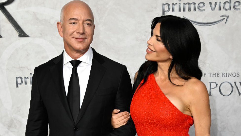 Jeff Bezos y Lauren Sanchez