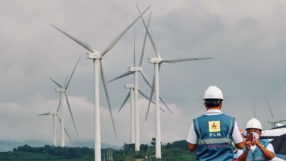 Turbinas eólicas en Indonesia.