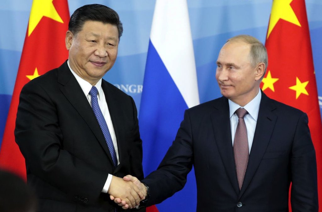 Xi y Putin se dan la mano en 2018
