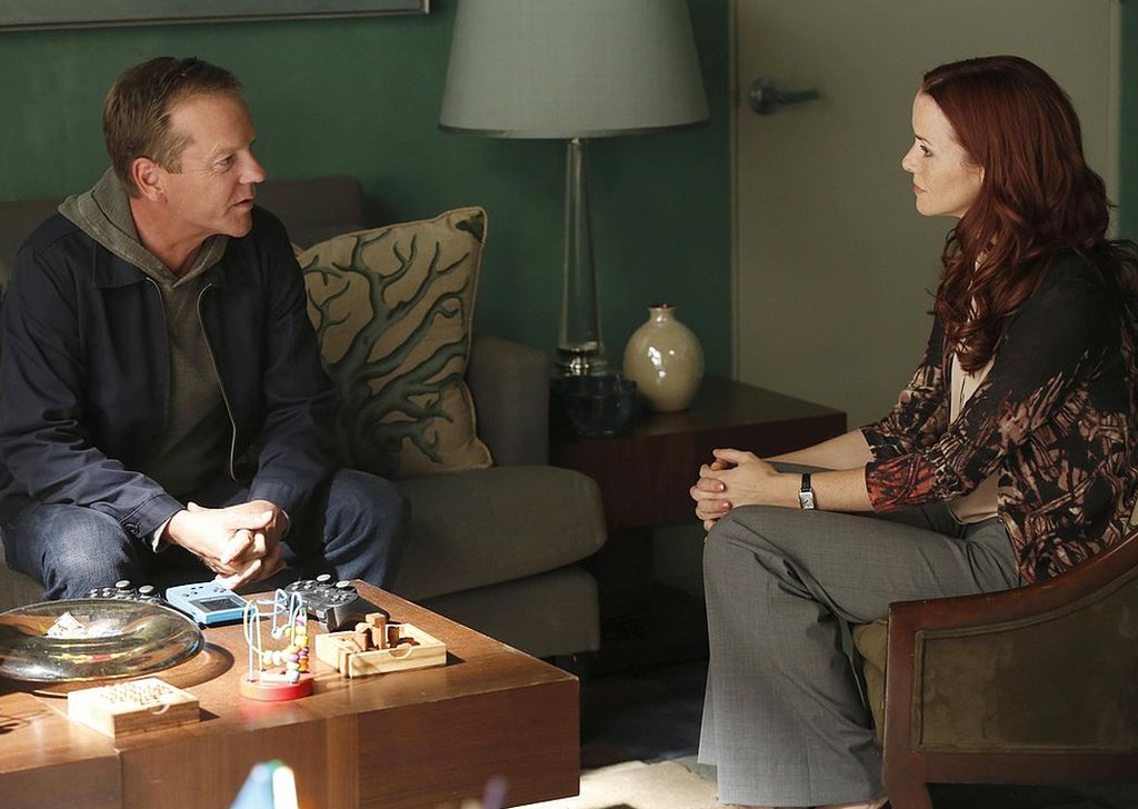 Kiefer Sutherland y Annie Wersching