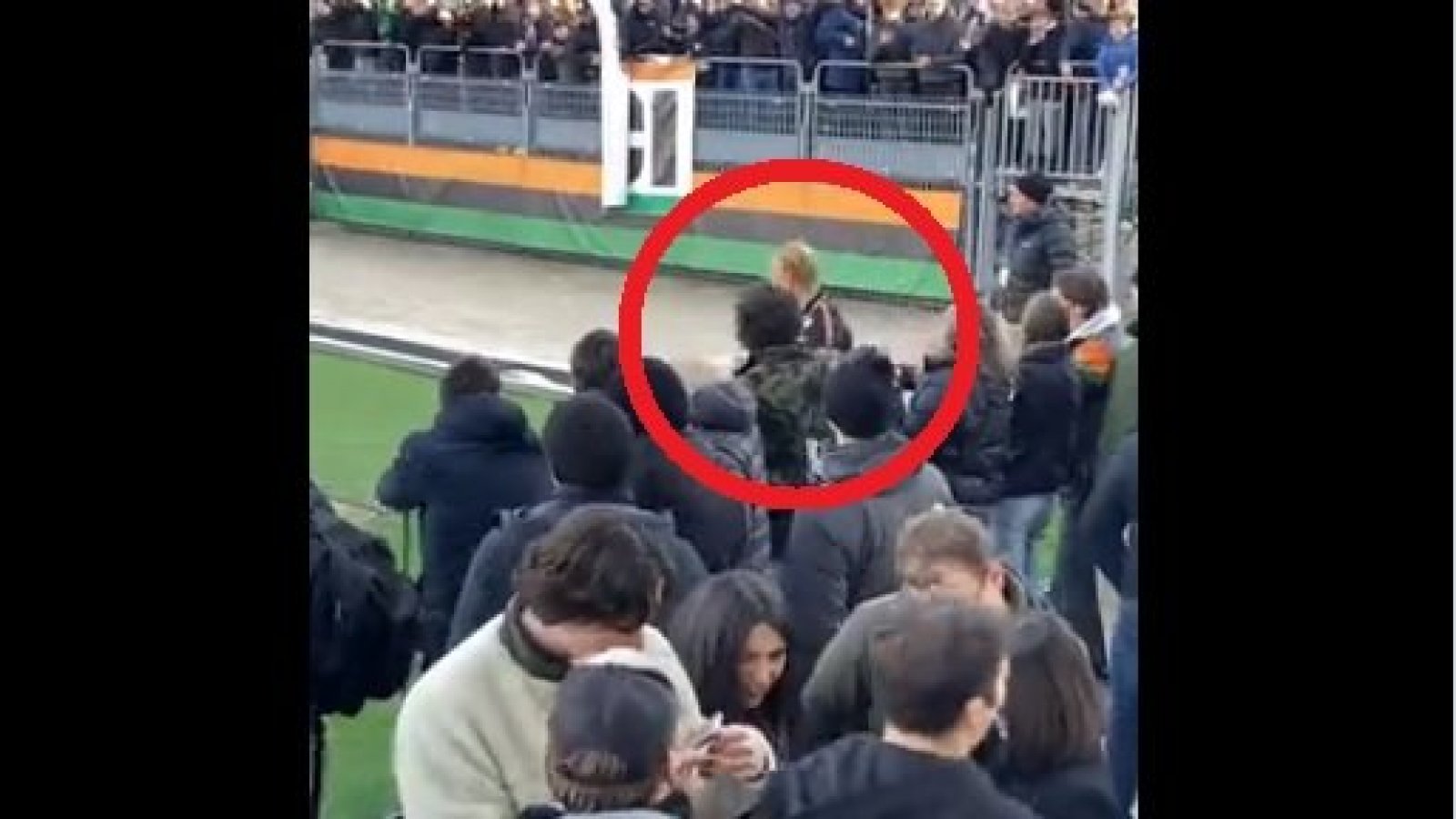 ¡Se fue al bar! El insólito momento que protagonizó un jugador en ...
