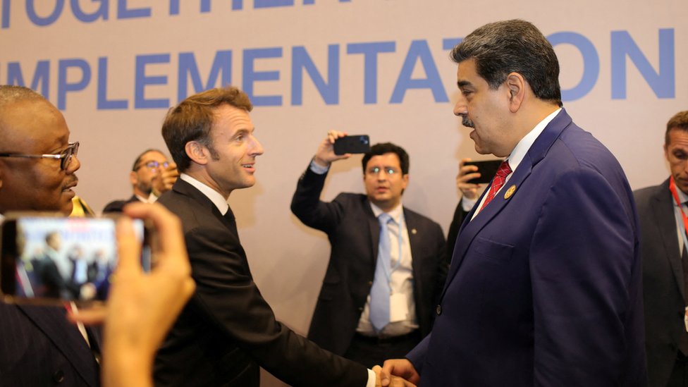 Emmanuel Macron y Nicolás Maduro.