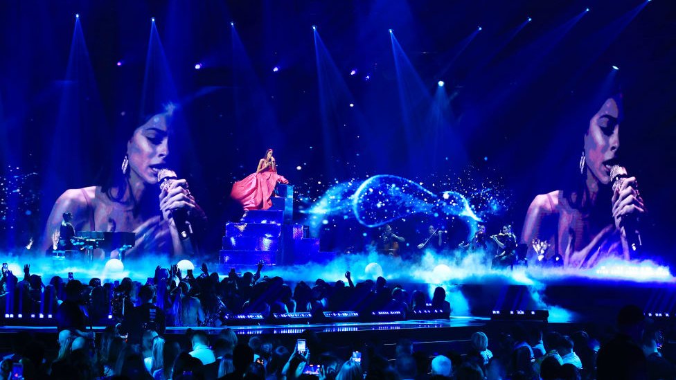 Tini en concierto