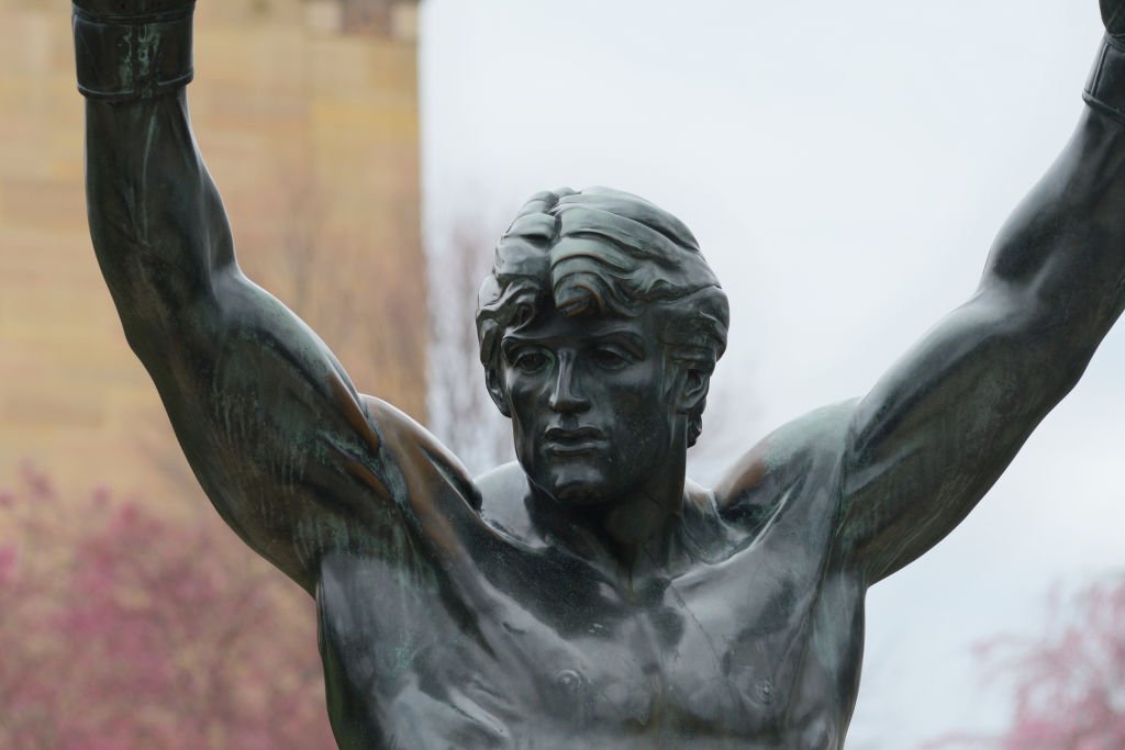 La estatua de Rocky en Filadelfia.