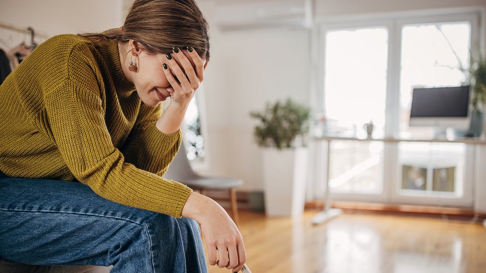 Mujer que sufrió un aborto espontáneo