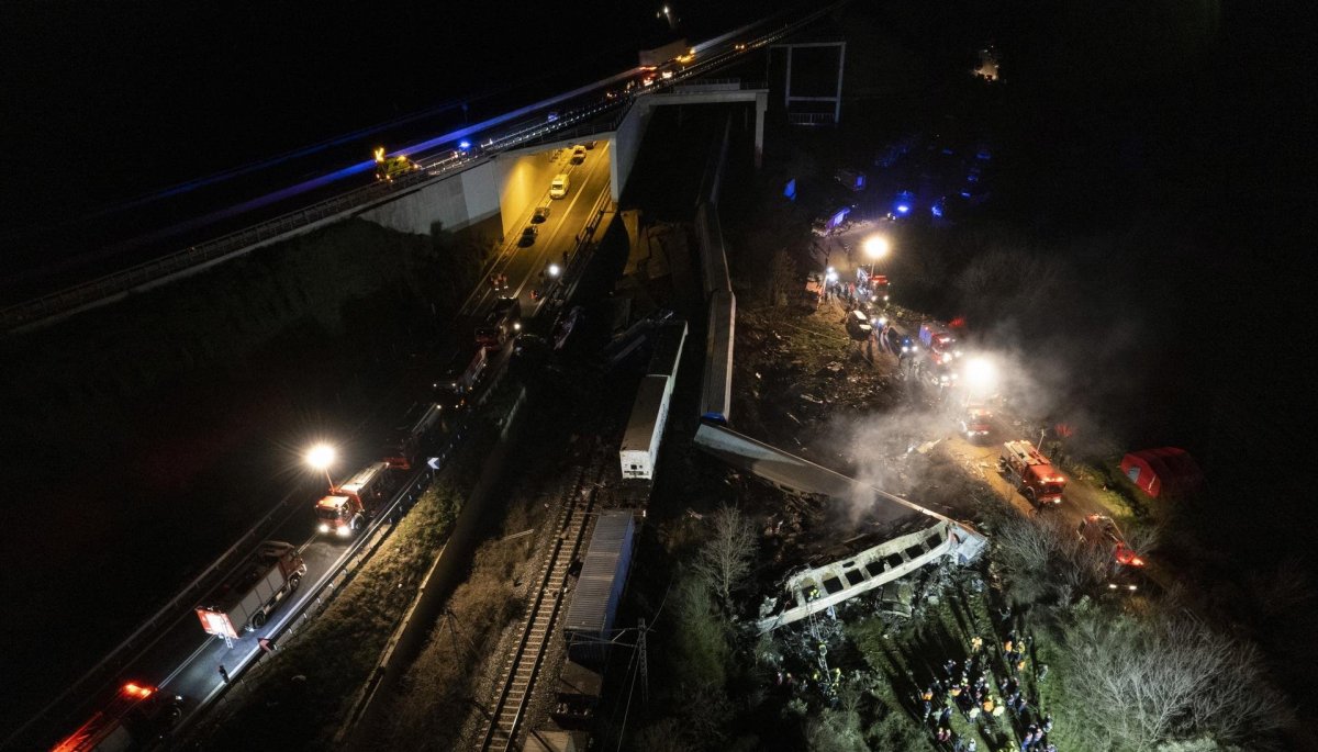 Al menos 29 muertos y 85 heridos tras choque de dos trenes en Grecia ...