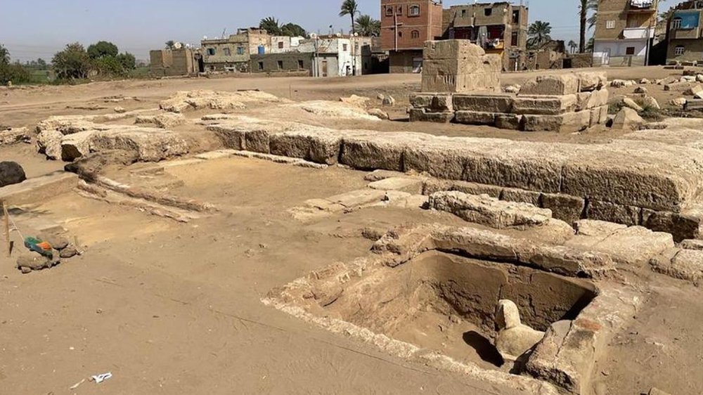 Zona de excavación donde se encontró la esfinge en el Templo de Dendara