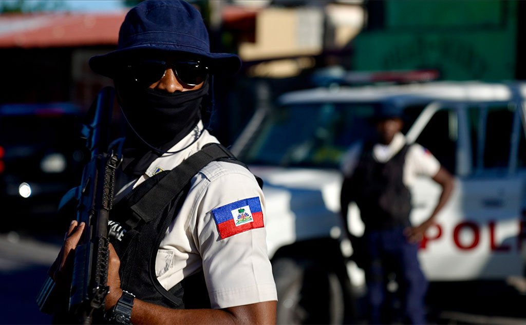 Un agente de la policía haitiana.