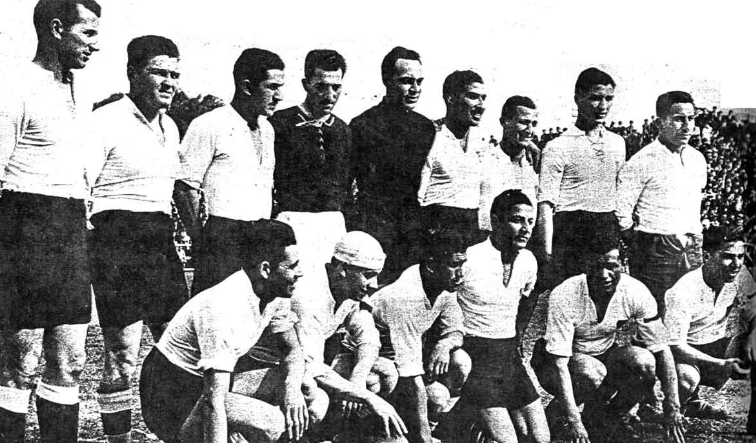 Plantel de Colo Colo 1937 campeón invicto