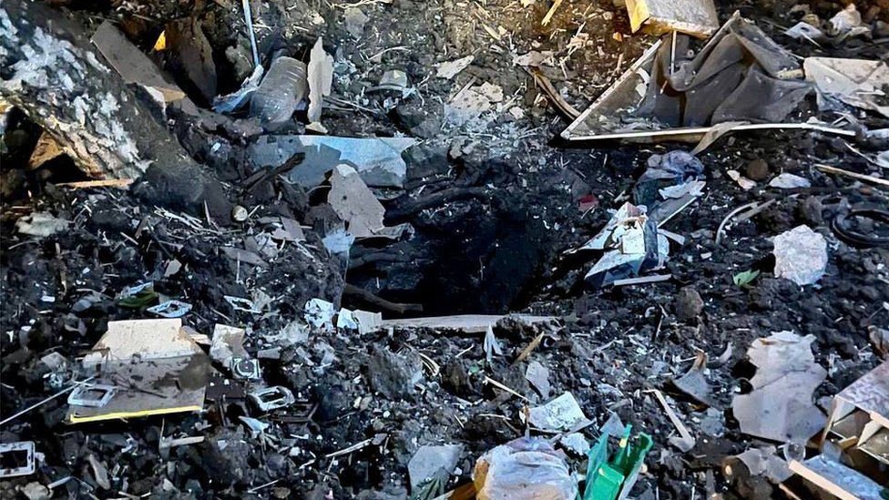 Una foto muestra las secuelas de la explosión.