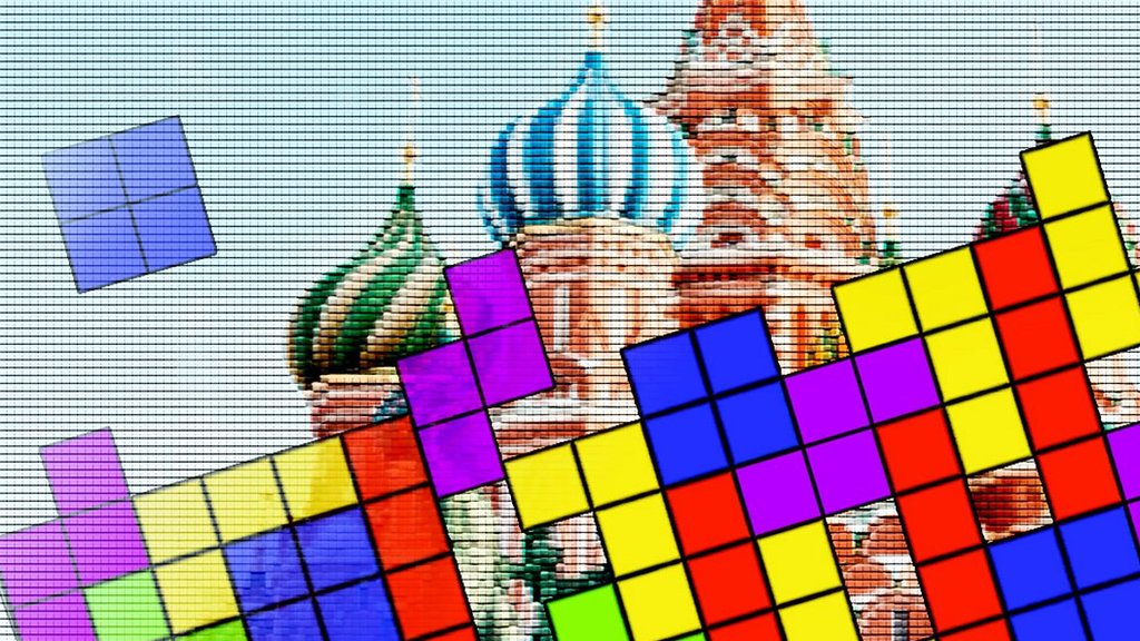 Formas de Tetris sobre imagen de Moscú