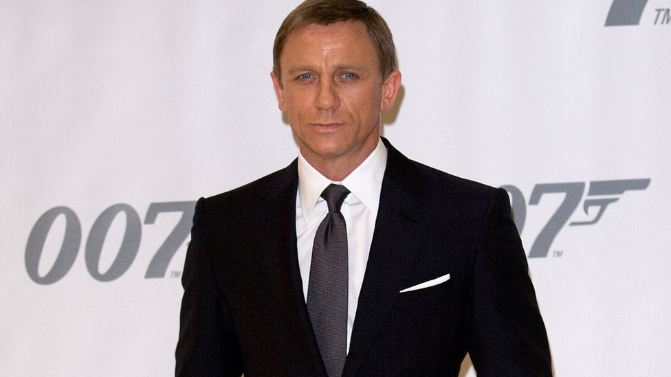 Daniel Craig