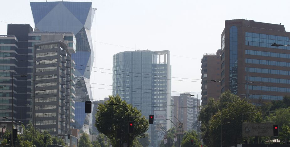 Postal de edificios de Santiago