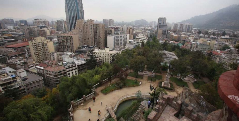 Fotografía de Santiago desde el cerro San Cristóbal