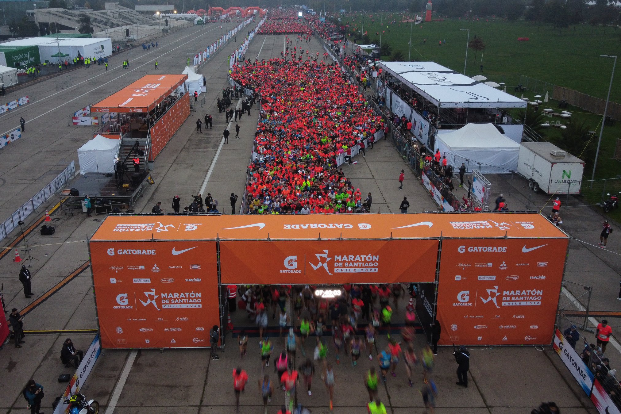 Foto de la Maratón de Santiago desde el aire.