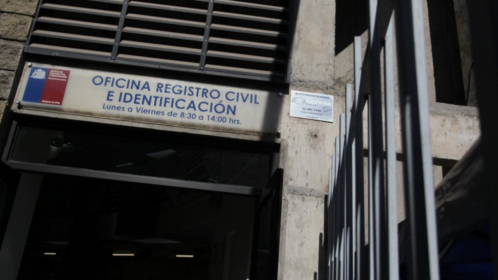 Frontis de oficina de Registro Civil