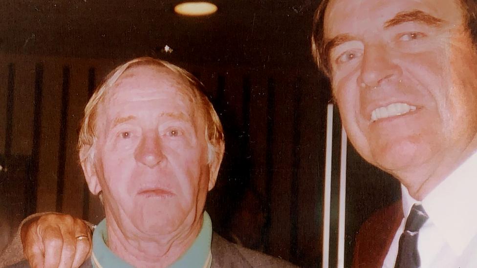 Red O'Neill y Mac Reilley, 1985