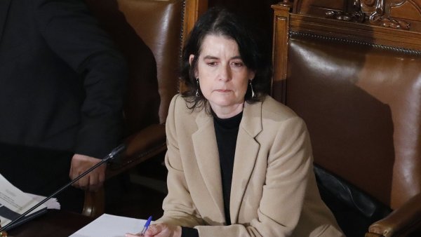 Verónica Undurraga, presidenta de la Comisión Experta