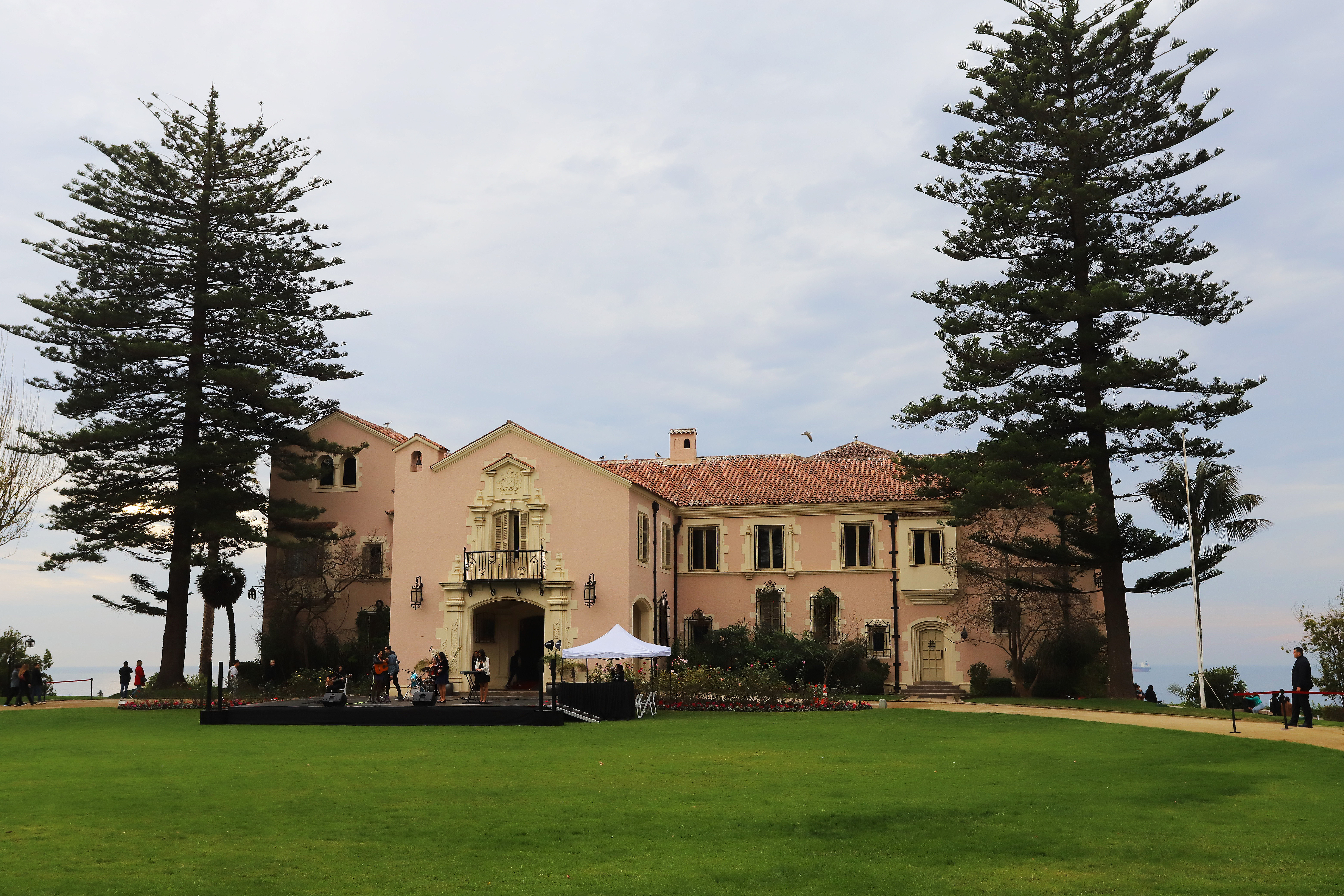 Palacio de Cerro Castillo.