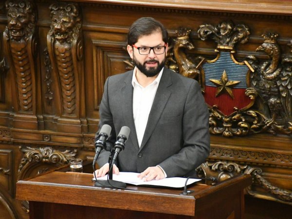 Gabriel Boric en la ceremonia de instalación del Consejo Constitucional.