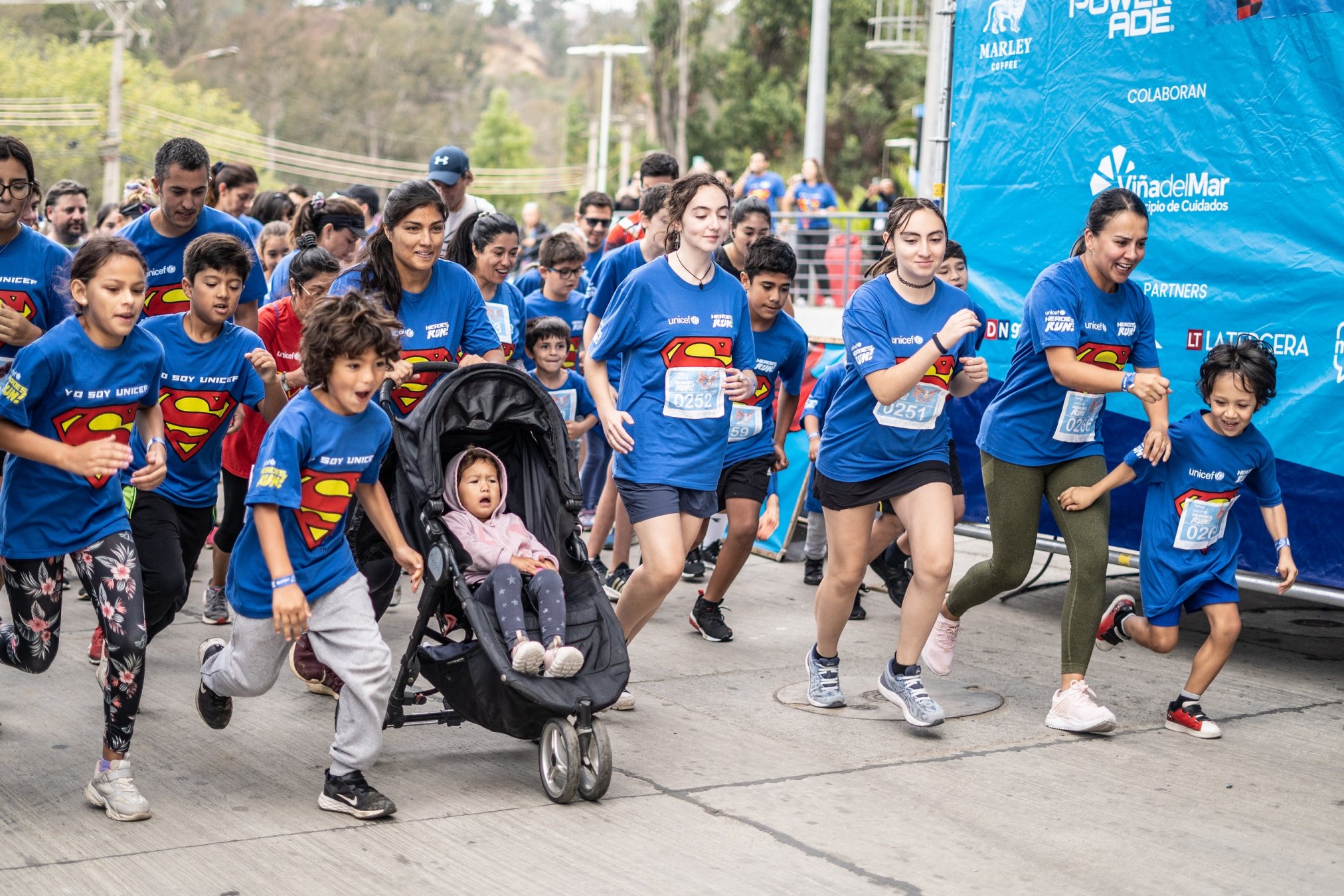 Día del Padre. Carrera Batman Run. Padres y niños. 