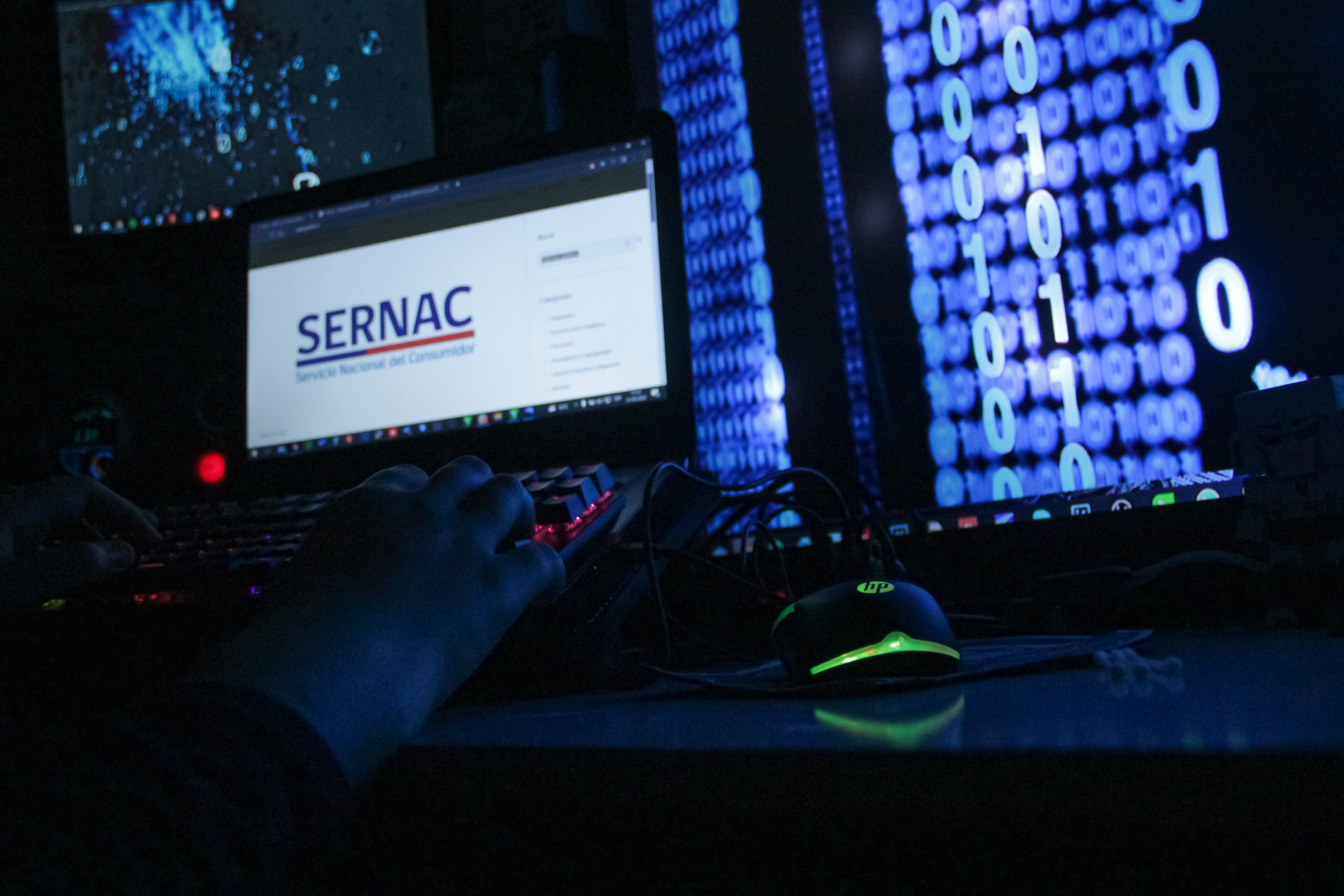 Captura de una imagen del Sernac enuna pantalla de computador.