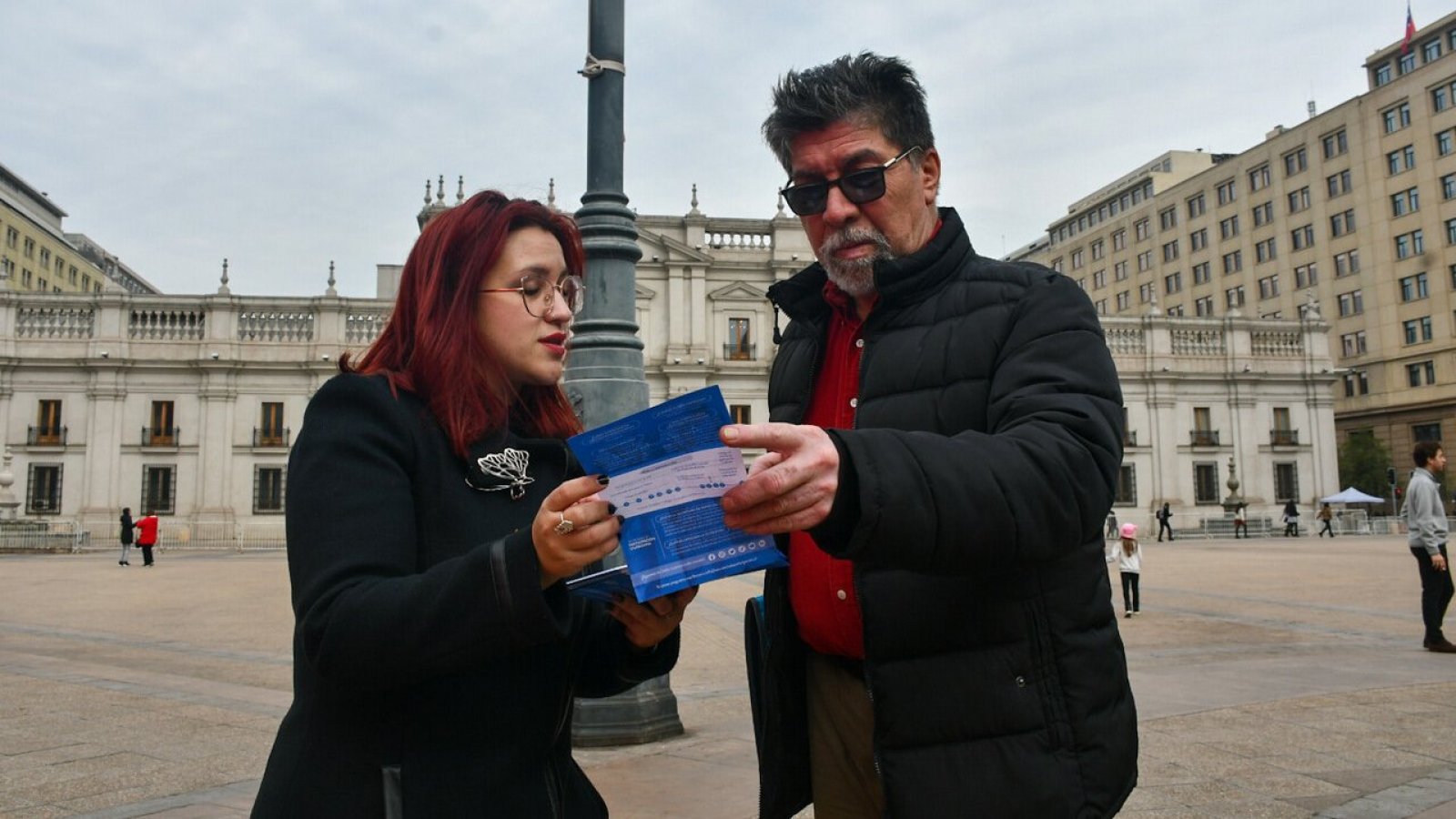 Personas en una actividad sobre los mecanismos de participación popular