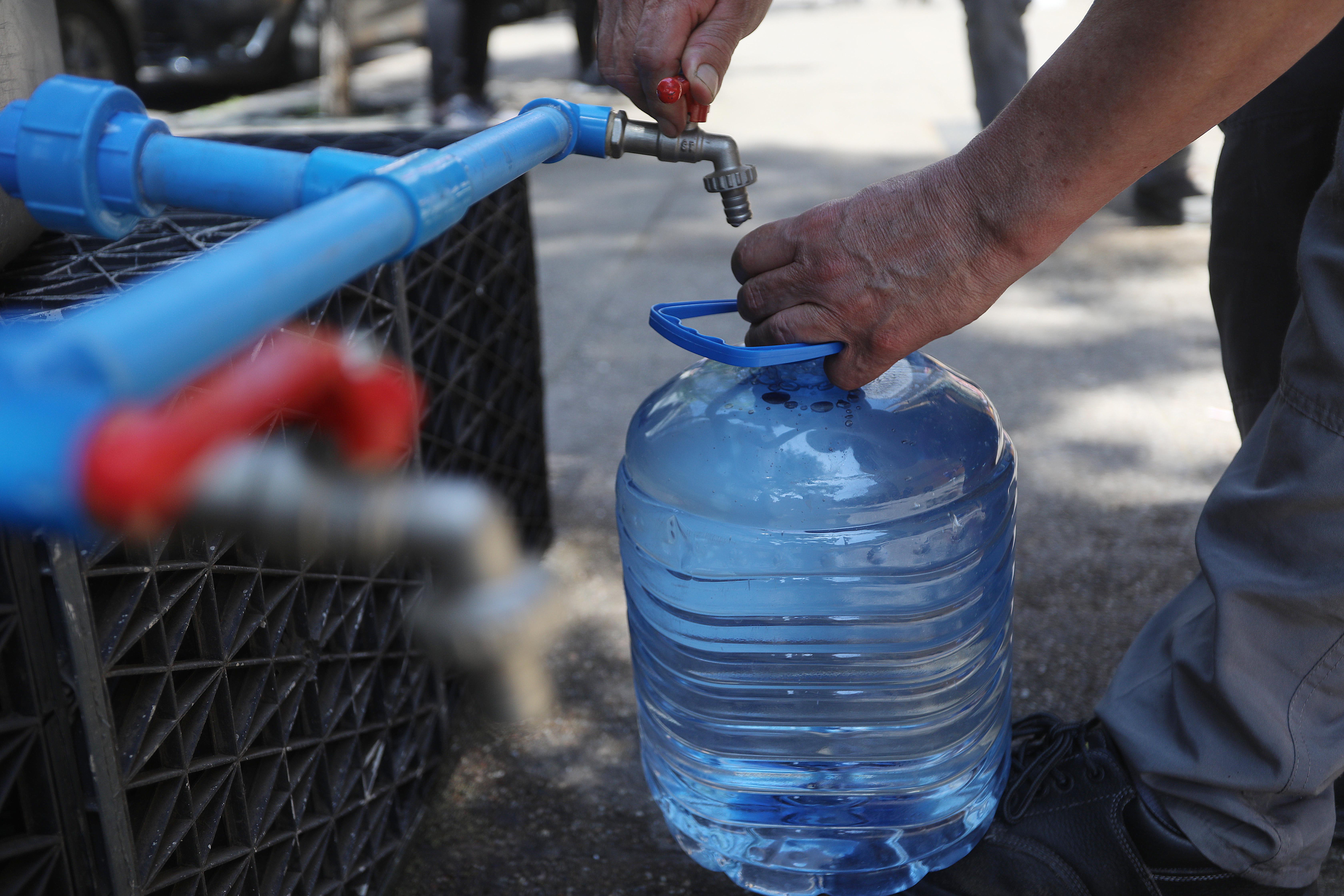 Corte de agua.