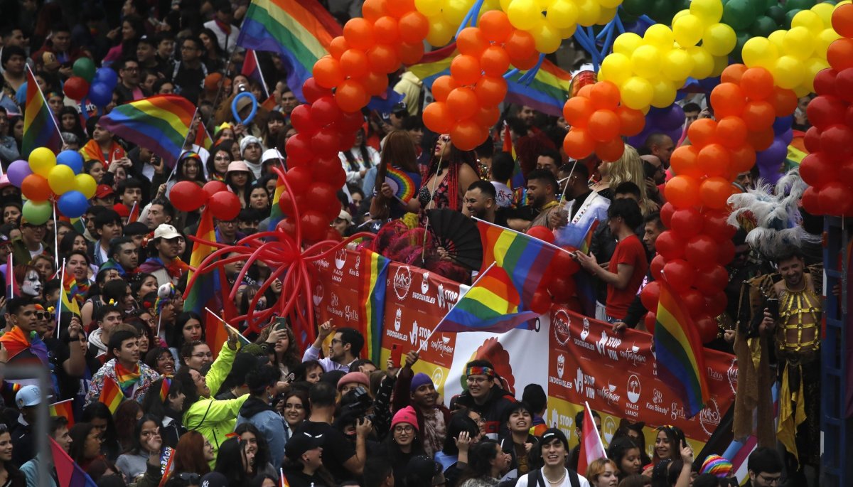 FOTOS: marcha del Orgullo convocó a miles de personas en el centro de ...