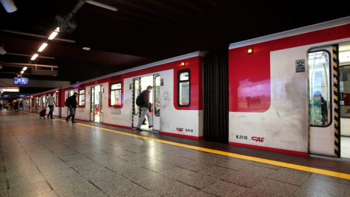 Metro de Santiago.