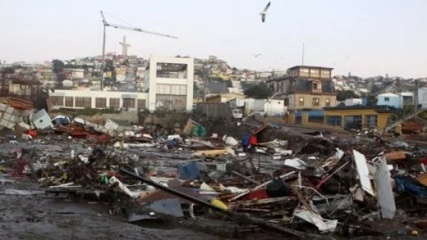 Desastre tras gran terremoto y tsumani en la región de Coquimbo, Chile