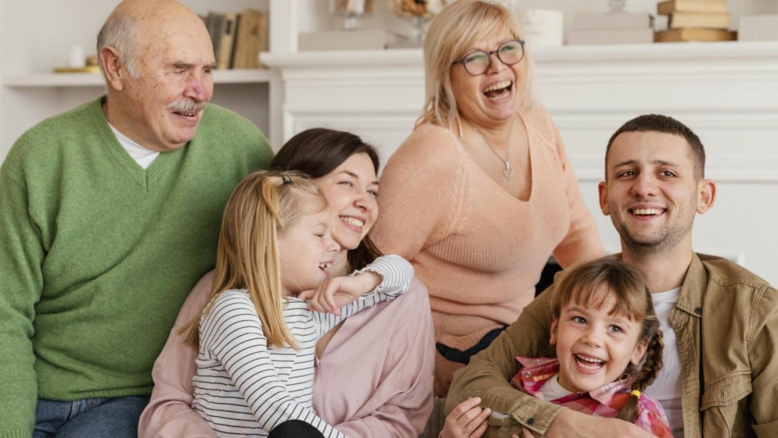 Familia compartiendo