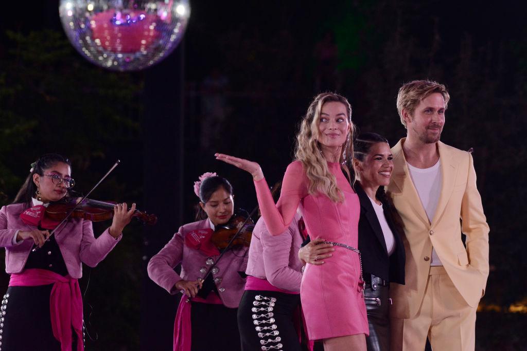 Margot Robbie, América Ferrara y Ryan Gosling en México