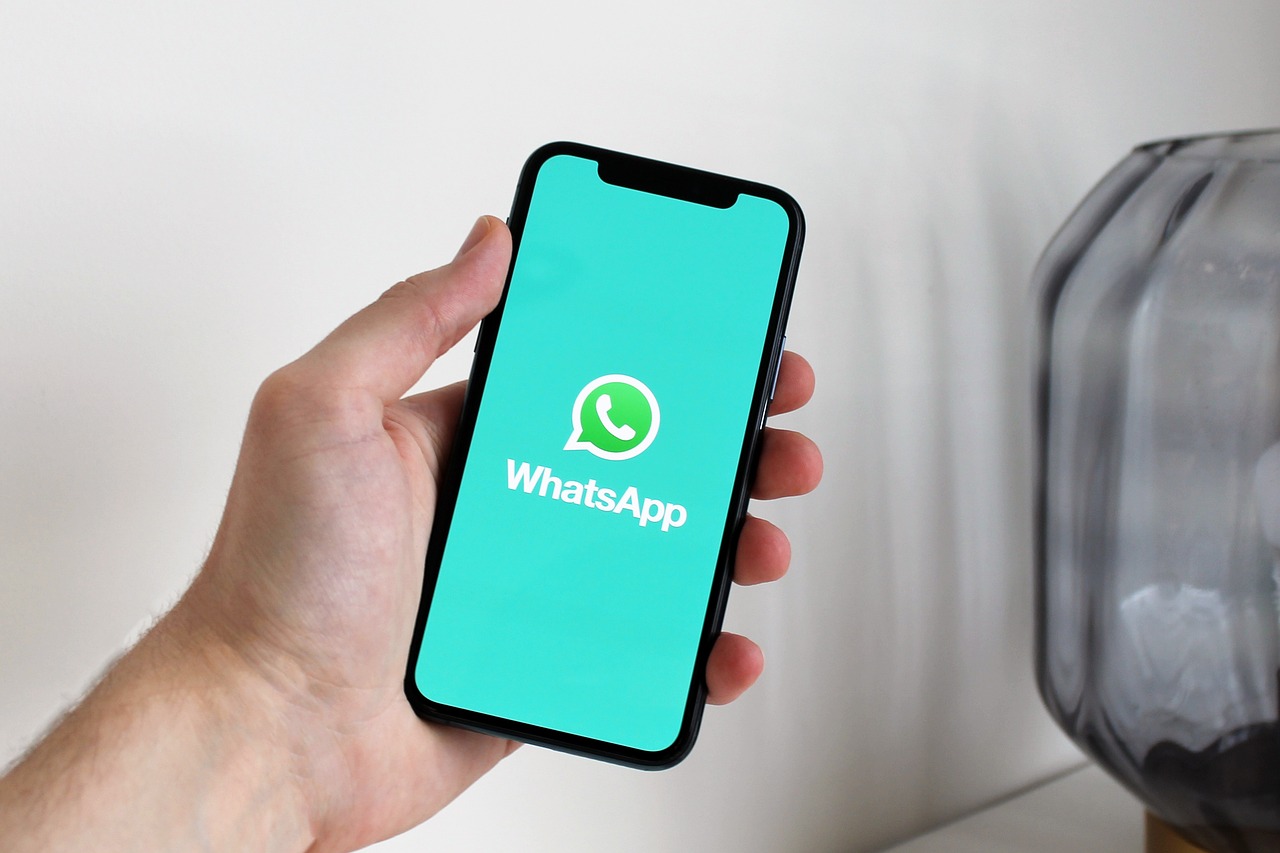 Whatsapp. logo celular.