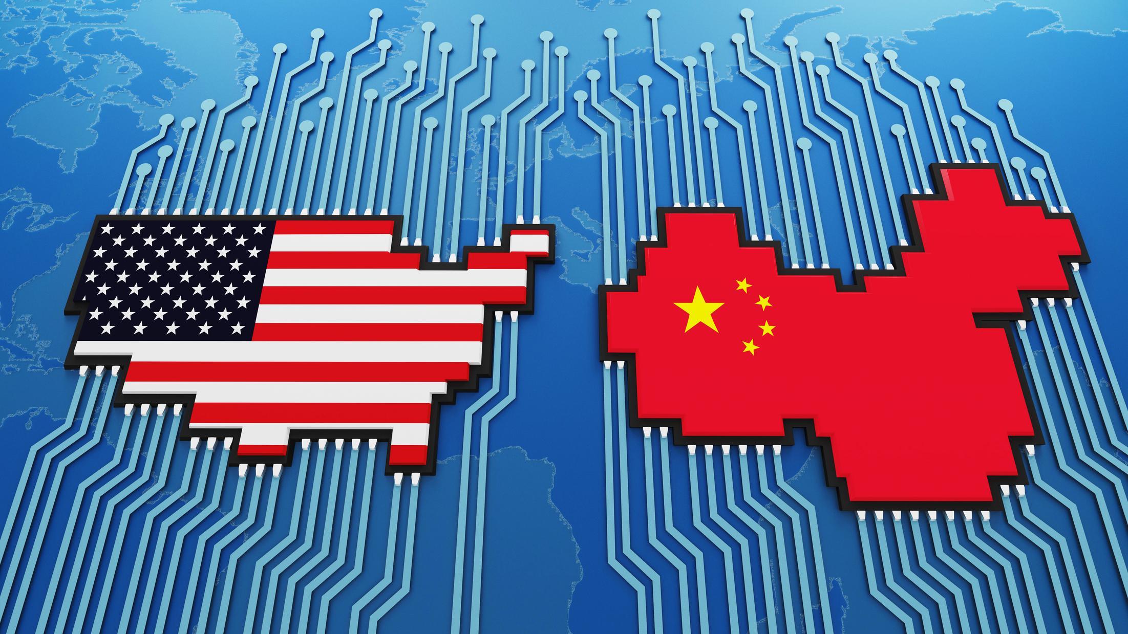 Mapas de EE.UU. y China sobre unos microcircuitos