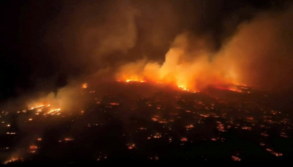 Incendios forestales "sin precedentes" afectan a Hawaii 24horas