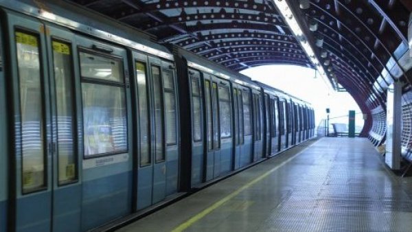Metro de Santiago.