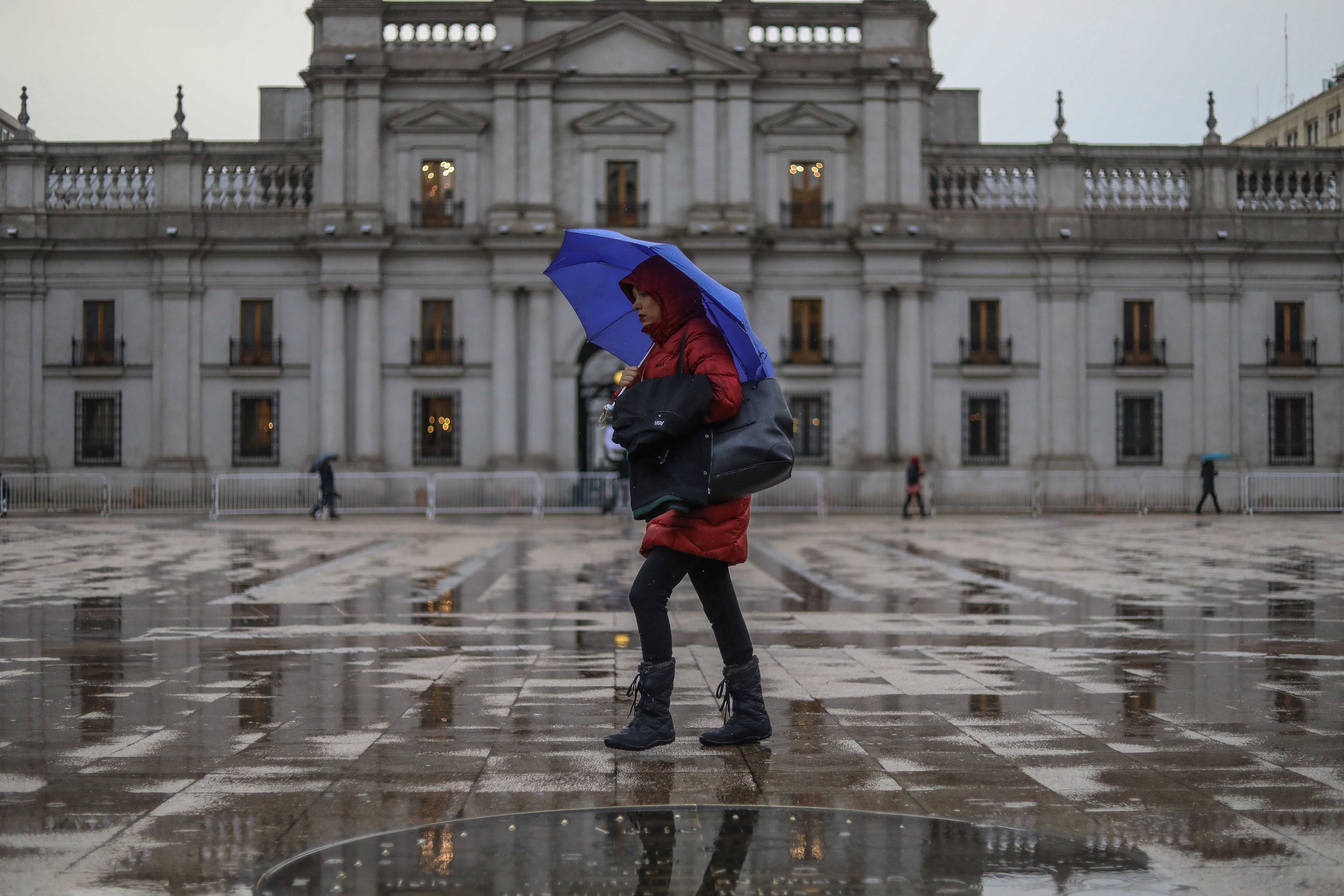 Lluvia en Santiago.