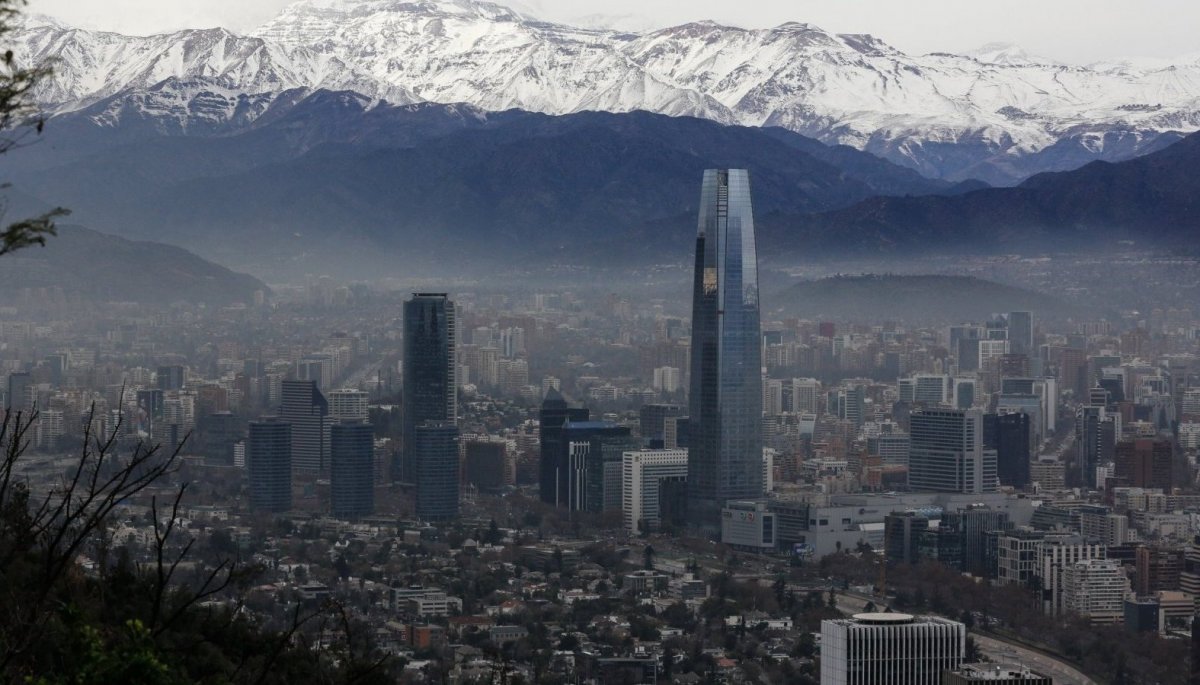 Decretan alerta ambiental para este domingo en la región Metropolitana